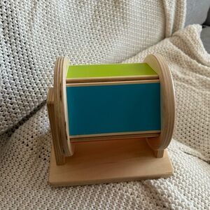 Lovevery rainbow toy